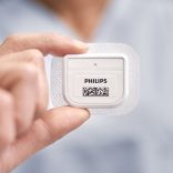 Philips lanceert Healthdot sensor om patiënten 14 dagen binnen en buiten het ziekenhuis te monitoren